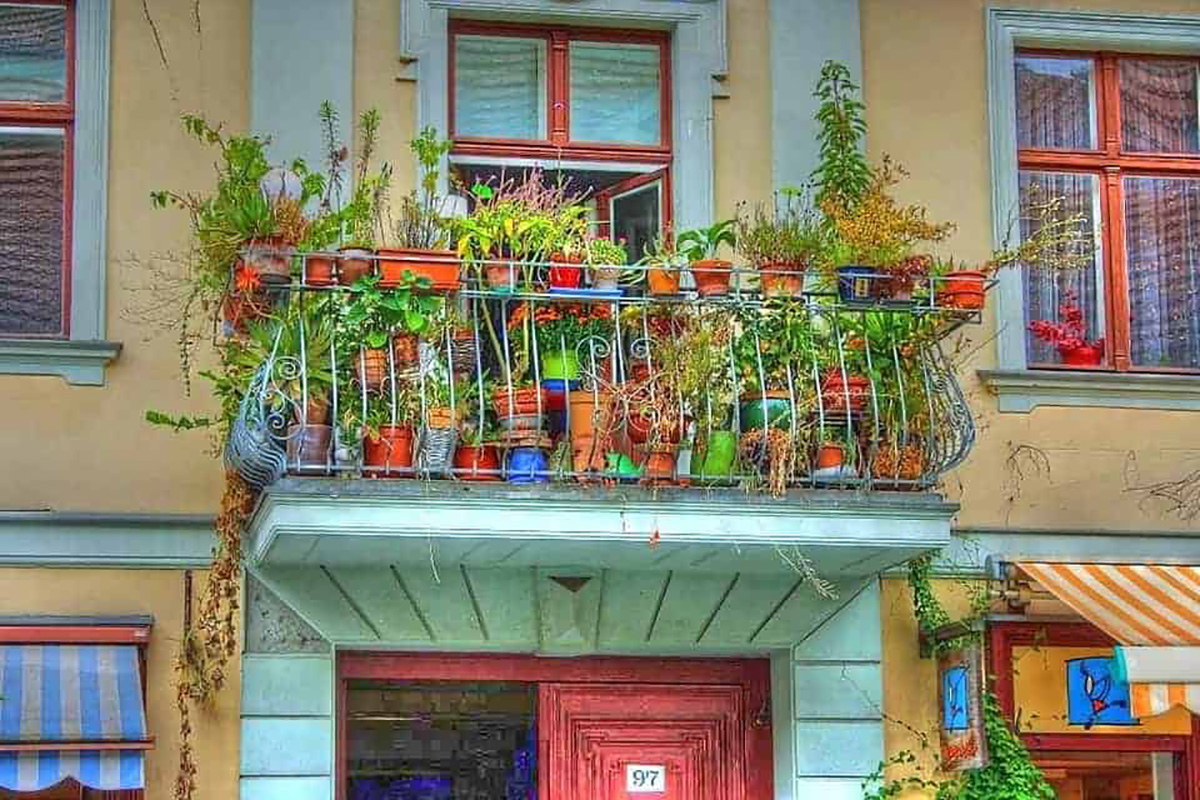 Un petit balcon fleuri