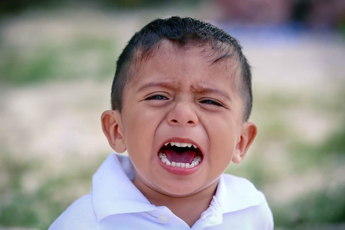 Un enfant qui pleure