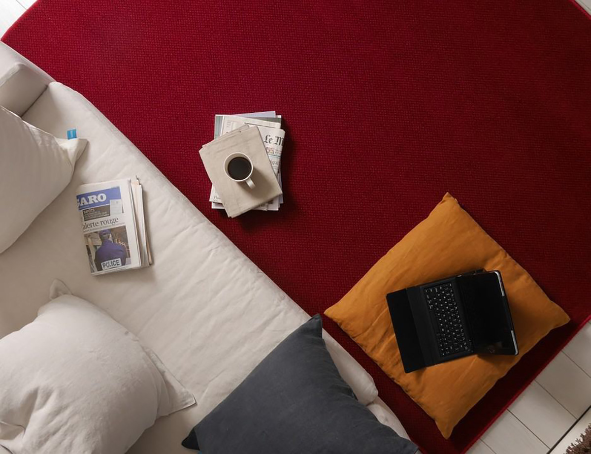 Une moquette rouge