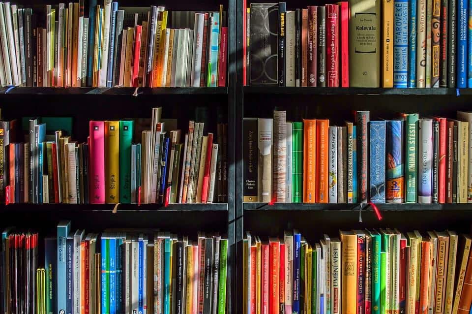 Livres, bibliohèque
