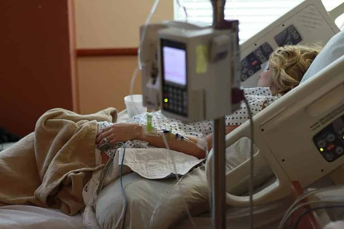 Hopital, main d'oeuvre